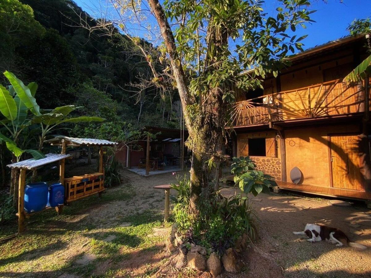 Cambuca Surf Skate Villa Ubatuba Buitenkant foto